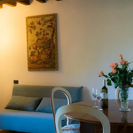 Casale Con Piscina Privata Lugnano