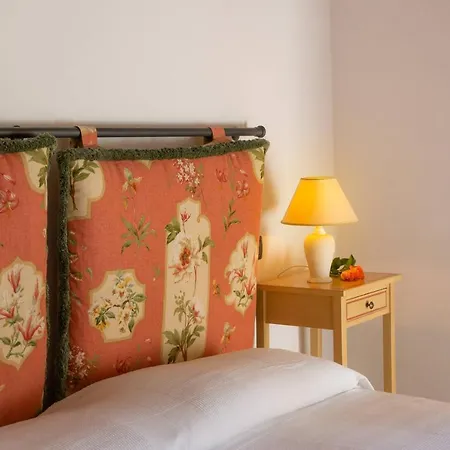 Casale Con Piscina Privata 펜션 Lugnano