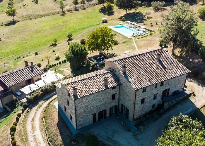 Casale Con Piscina Privata Lugnano