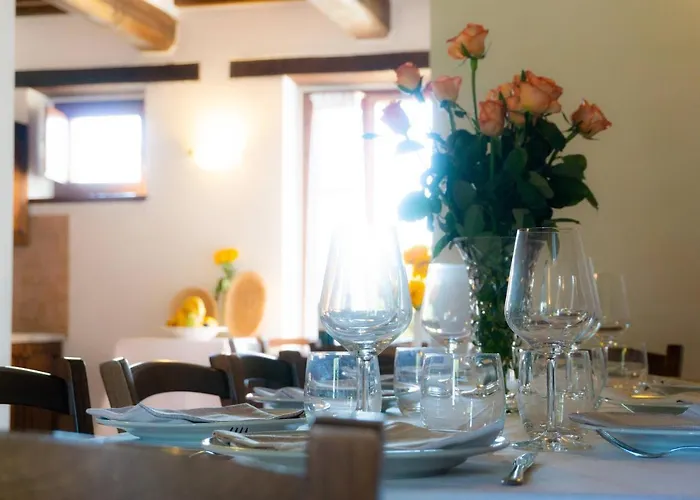 Feriehus Casale Con Piscina Privata Lugnano